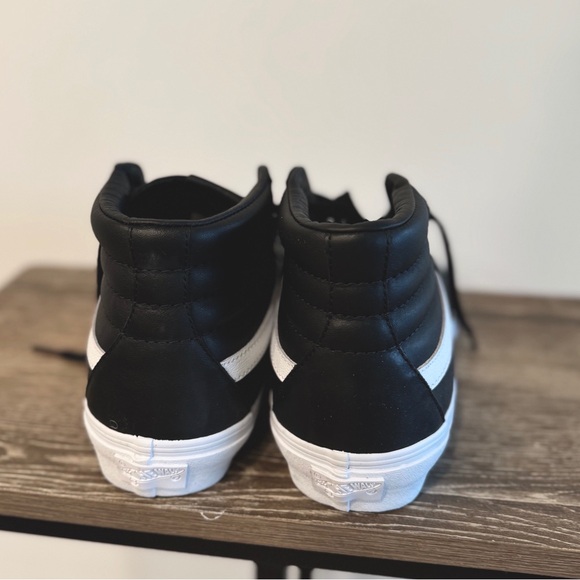 RARE NWT VANS SK8-HI REISSUE IN “DREAM LEATHER” - Picture 4 of 6